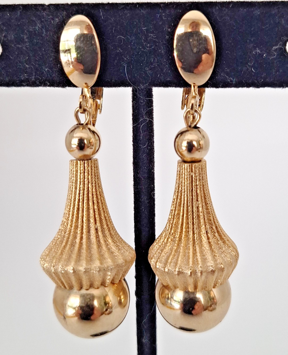 Vintage 1960s Gold Tone Urn Drop Clip On Earrings 2 1/8" Etruscan Revival Glam